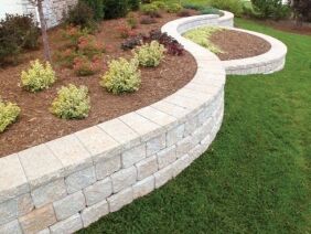 Wall-Block-Retaining-Wall-HawthornWoods-IL-ApexLandscaping